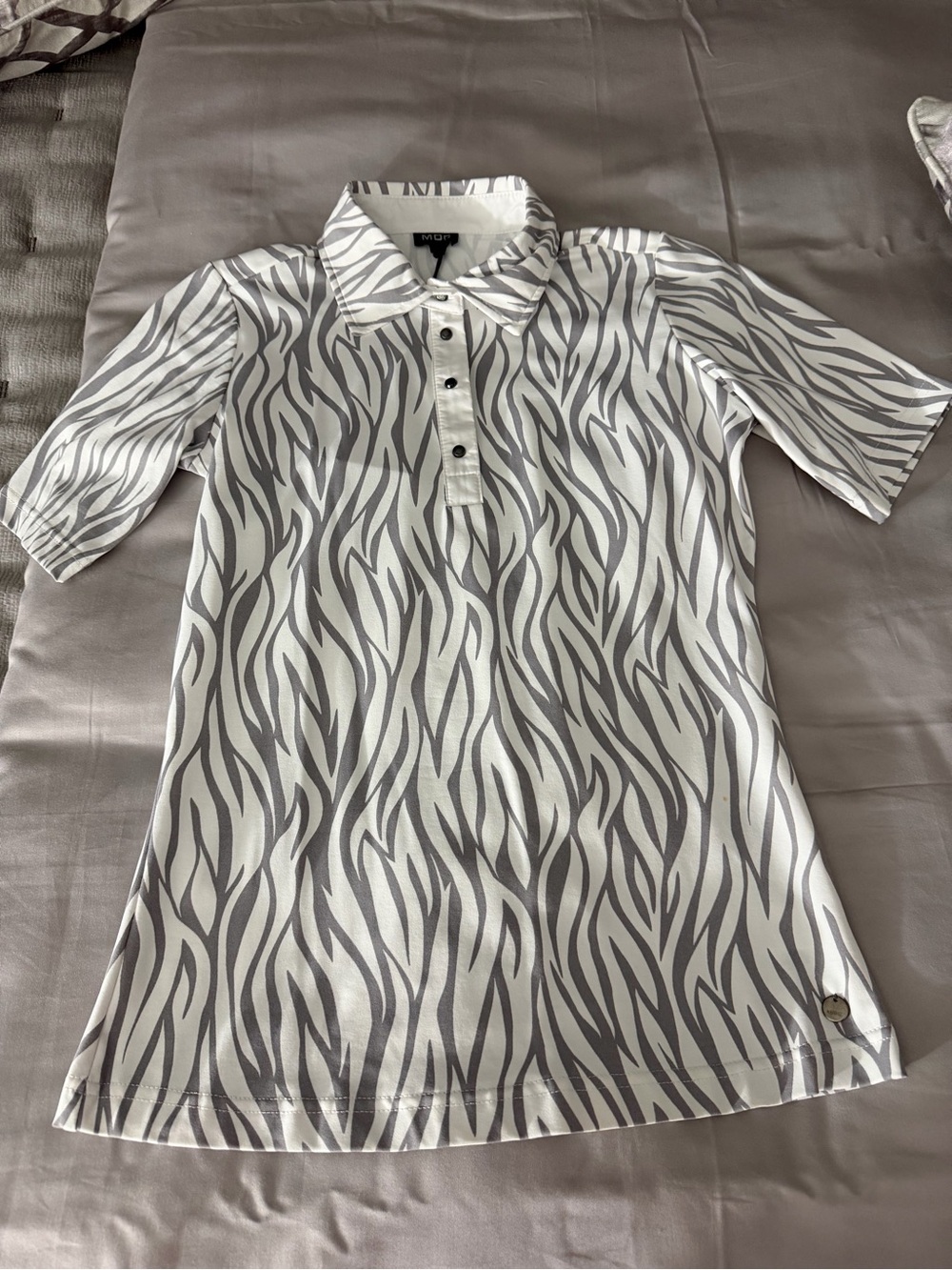 MDC White Polo with Gray Wave Print
